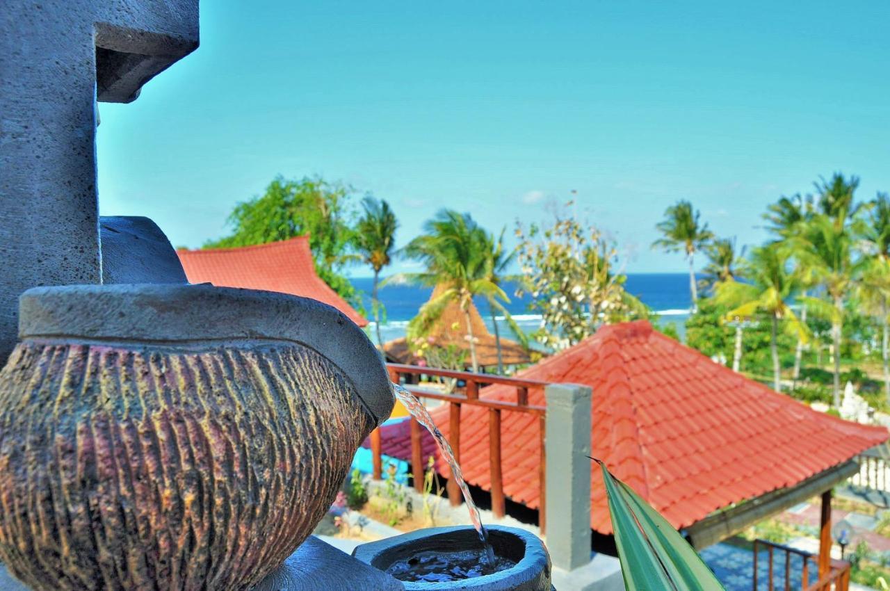 Surya Chandra Beach Bungalow Batununggul Exterior foto