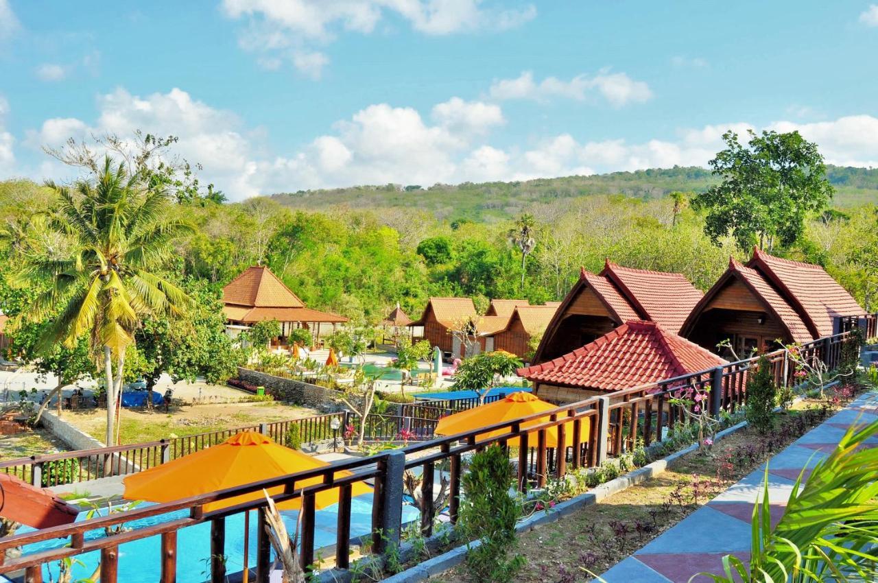 Surya Chandra Beach Bungalow Batununggul Exterior foto