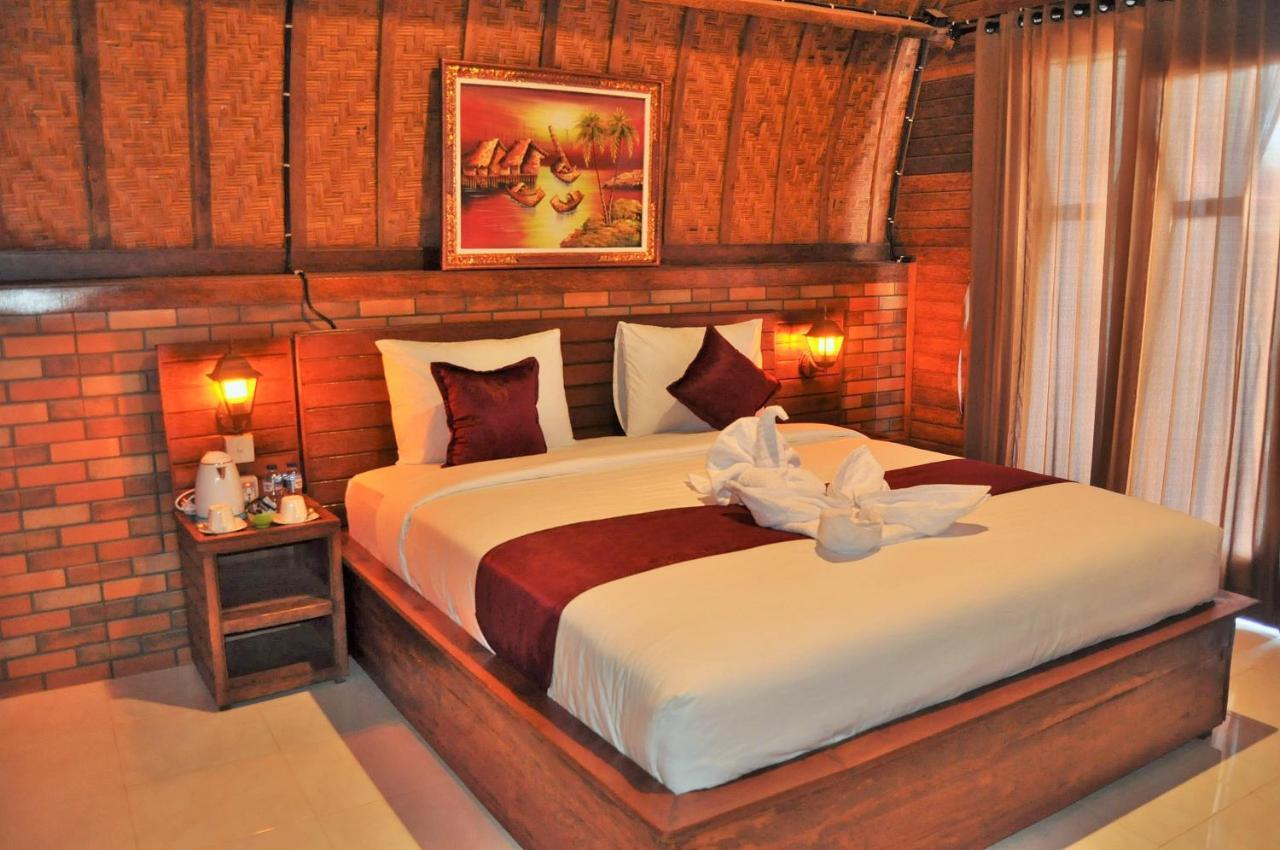 Surya Chandra Beach Bungalow Batununggul Exterior foto