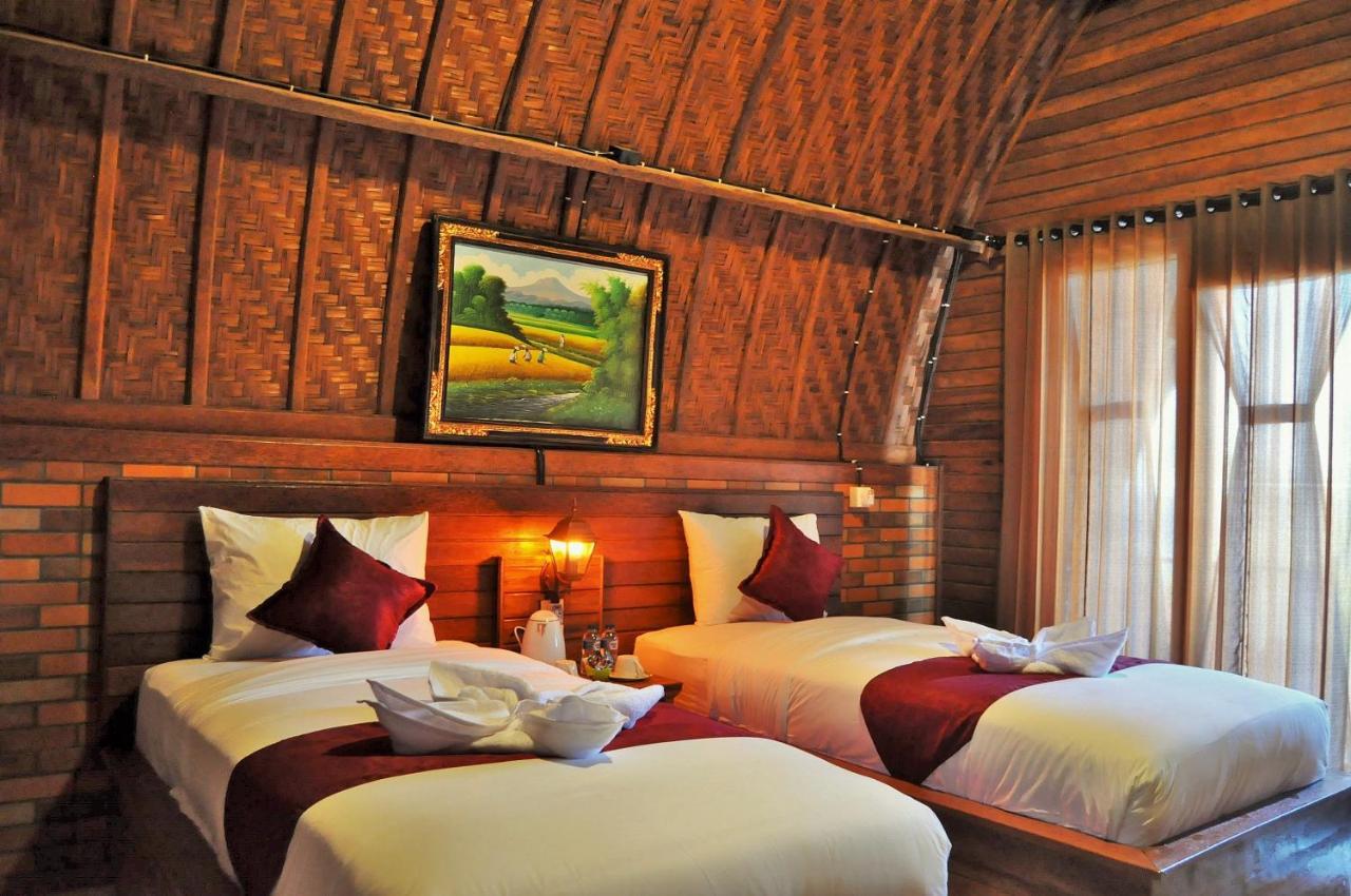 Surya Chandra Beach Bungalow Batununggul Exterior foto
